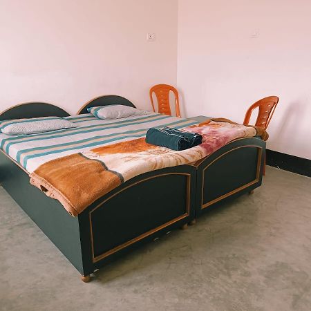 Kamla Guest House Kushinagar Exterior foto