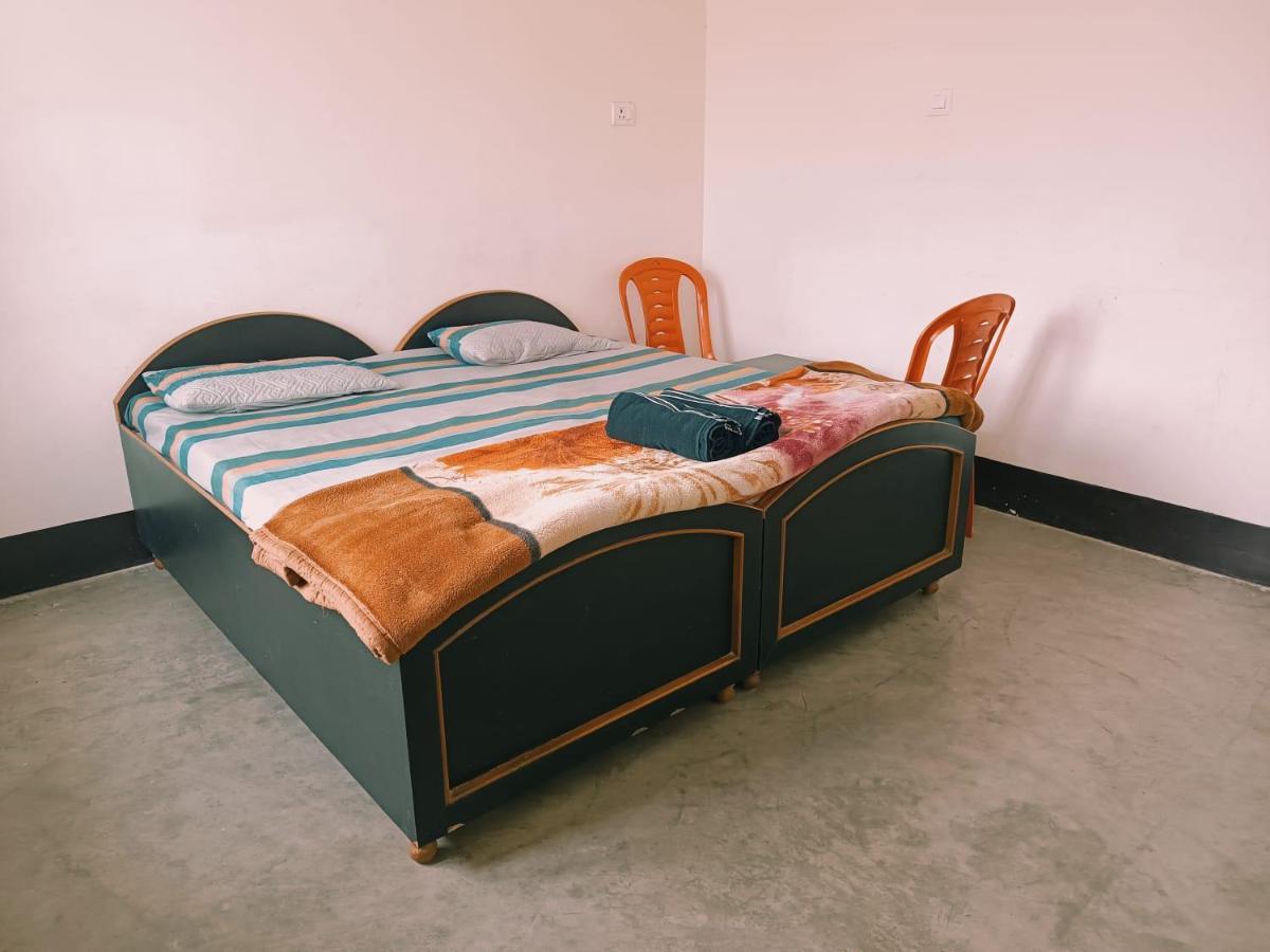 Kamla Guest House Kushinagar Exterior foto