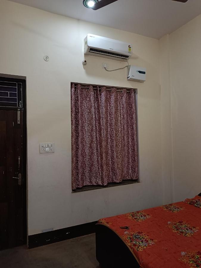 Kamla Guest House Kushinagar Exterior foto